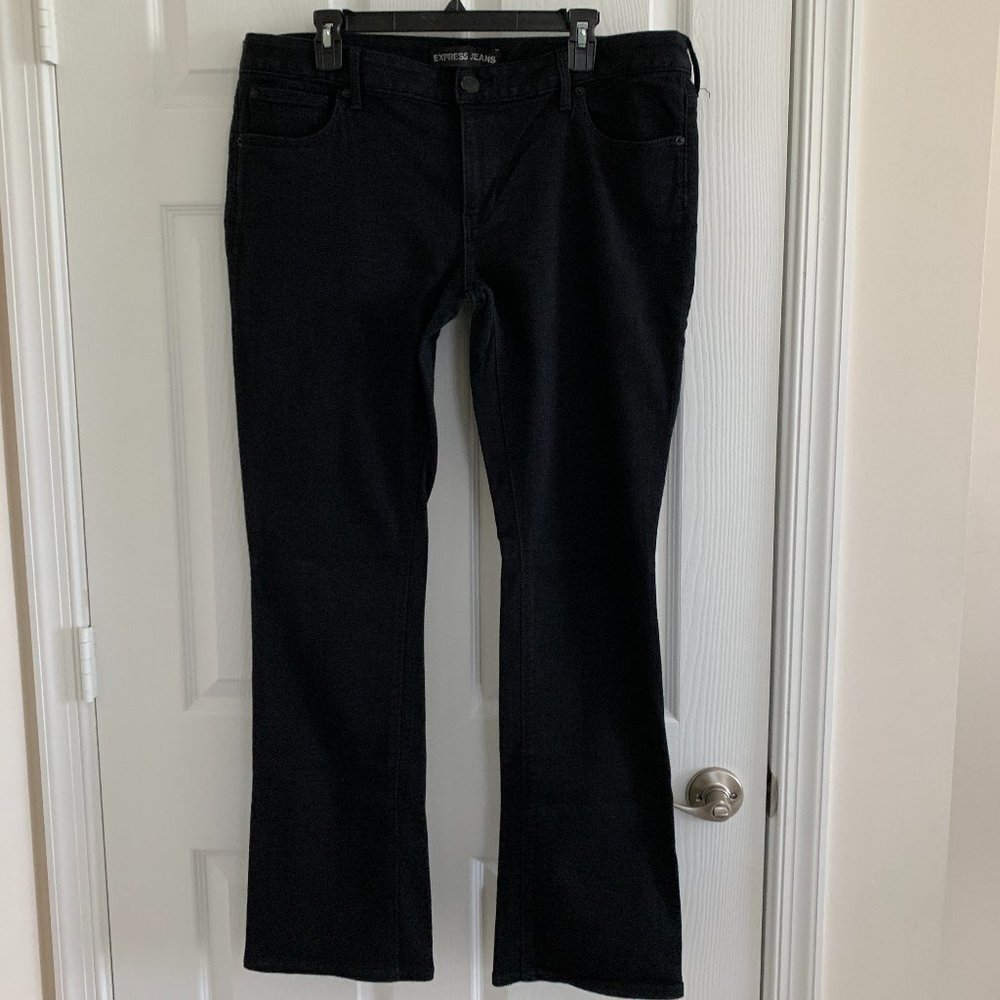 Express Women´s Barely Boot Jeans, Size 14 L
